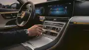 Mercedes-Benz'den Geri Adım: Fiziksel Tuşlar Dijital Ekrana Geri Dönüyor