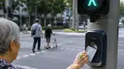 Singapur'da Trafik Işıklarında Yeni Dönem: Yeşil Işık Süresi Kişiye Göre Ayarlanıyor