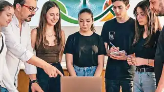 İstanbul Surp Haç Ermeni Lisesi Öğrencilerinden Orman Yangınlarını Önleyecek Ultrasonik Proje