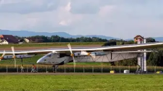 Solar Impulse 2, Otonom Devriye Uçuşu Sırasında Suya Çakıldı