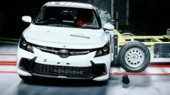 Toyota Starlet Çarpışma Testinde Sıfır Yıldız Aldı