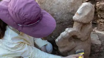 Karahantepe'de 11 Bin Yıllık Benzersiz Kompozit Heykel Keşfedildi