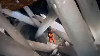 Meksika'da Yer Altında Dev Kristal Mağarası Keşfedildi