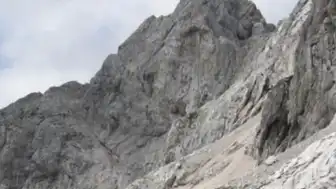 Avrupa'nın En Doğudaki Buzulu Skuta Son Nefesini Veriyor: Buzulun Tamamen Erimesi İçin Tarih Verildi