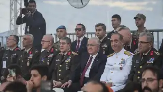 Bakan Güler ve Kuvvet Komutanları TEKNOFEST Güneydoğu'da TSK Gösterilerini İzledi