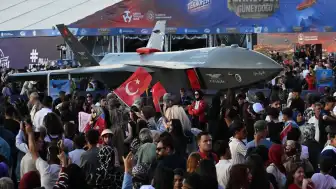 TEKNOFEST Güneydoğu'da Üçüncü Gün: SOLOTÜRK Gösterisi ve Ceza Konseri