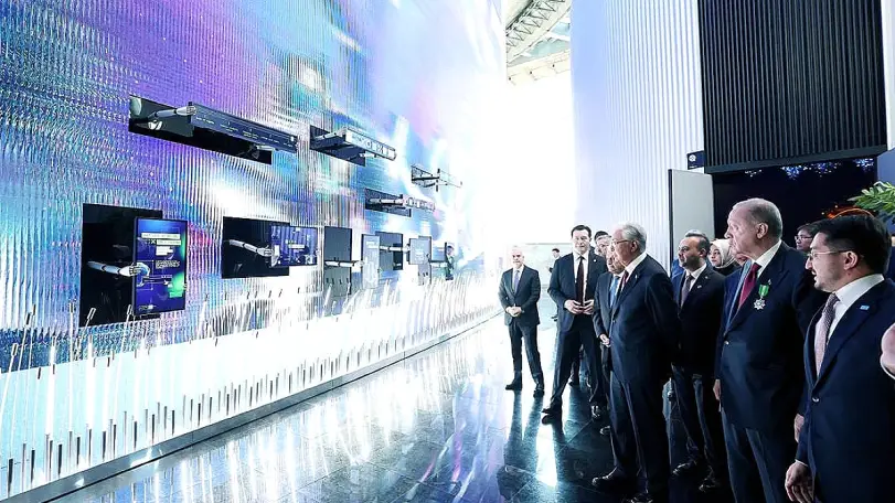 Cumhurbaşkanı Erdoğan, Kazakistan'da 'Astana Alem AI Yapay Zeka Merkezi'ni ziyaret etti