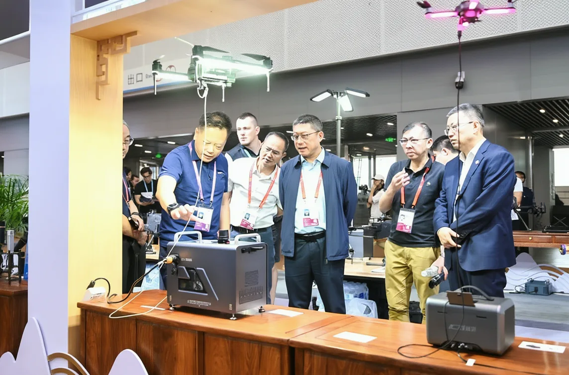 Çin'de İHA Teknolojisine Yoğun İlgi: Kanton Fuarı'nda Özel Sergi Alanı Açıldı
