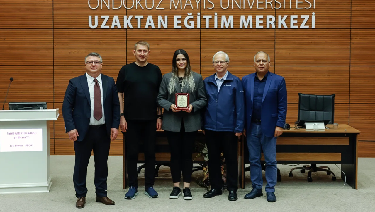 NASA'dan OMÜ'ye Bilim Köprüsü: Astrofizikçi Dr. Umut Yıldız Öğrencilerle Buluştu